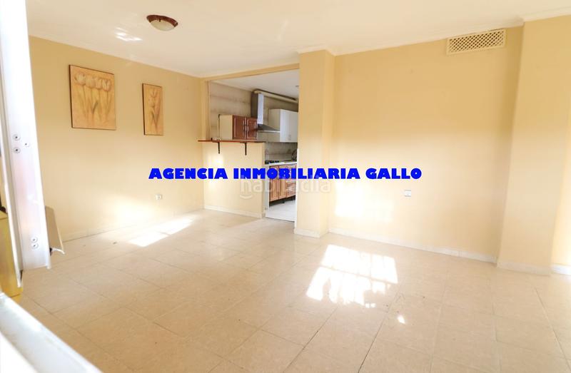 Foto b17f532e-18b7-47cf-8113-be340cf88e59. Casa adosada casa en venta en Amate Sevilla