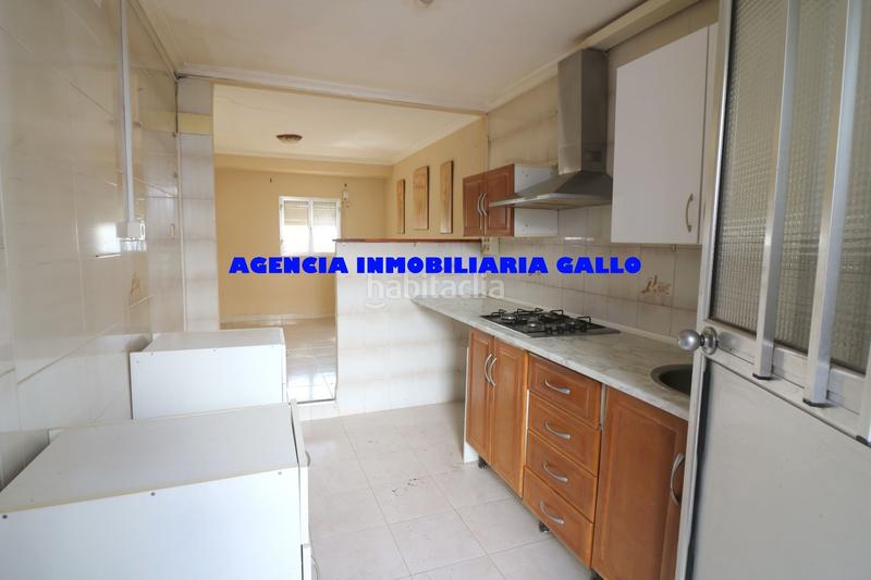Foto e3fae3a4-78b1-4c85-bc09-98c65bf960c1. Casa adosada casa en venta en Amate Sevilla