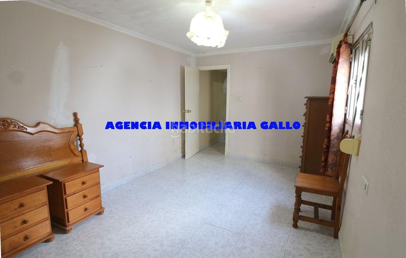 Foto e48a503c-5dfe-420a-87c8-5cc8c0ddc606. Casa adosada casa en venta en Amate Sevilla