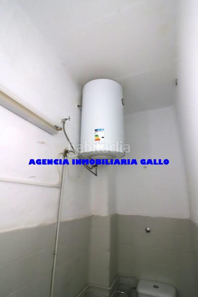 Foto 1a5cc772-b9b7-406b-8621-fcd60486d78c. Miete geschäftsraum in Juan XXIII - Rochelambert Sevilla