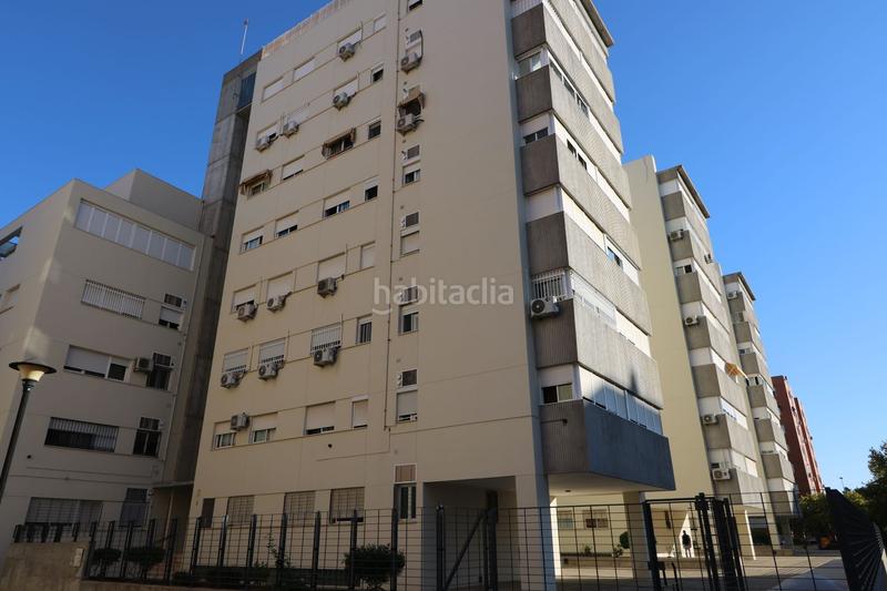 Foto 74952496-bb15-438f-aa5c-5652daf25cc9. Appartamento con riscaldamento in colores - entreparques Sevilla