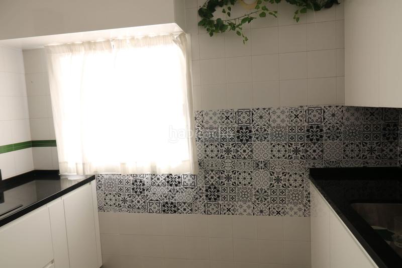 Foto 8e13e1c4-aa49-420f-8910-bef207eff77b. Appartamento con riscaldamento in colores - entreparques Sevilla