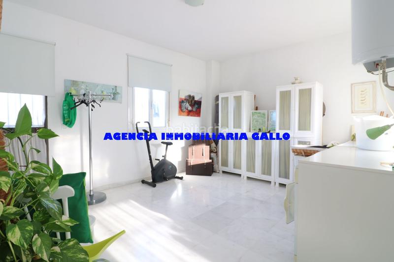 Foto 5f8eb03f-1a8f-41b4-8399-8b8a669d5afd. Casa in La Plata Sevilla