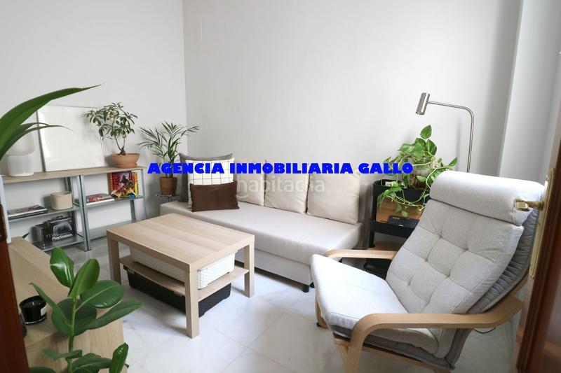 Foto 7cfbd2c6-bb99-4d28-aa4c-c46f2a98d42a. Casa in La Plata Sevilla