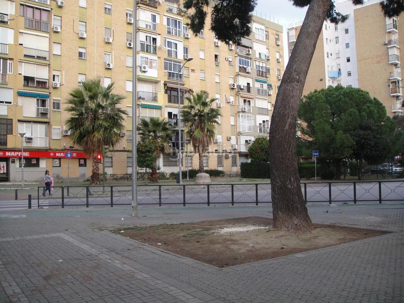 Foto 7881a663-7246-4471-b8dd-0de8d86958e2. Rent business premise in Juan XXIII - Rochelambert Sevilla