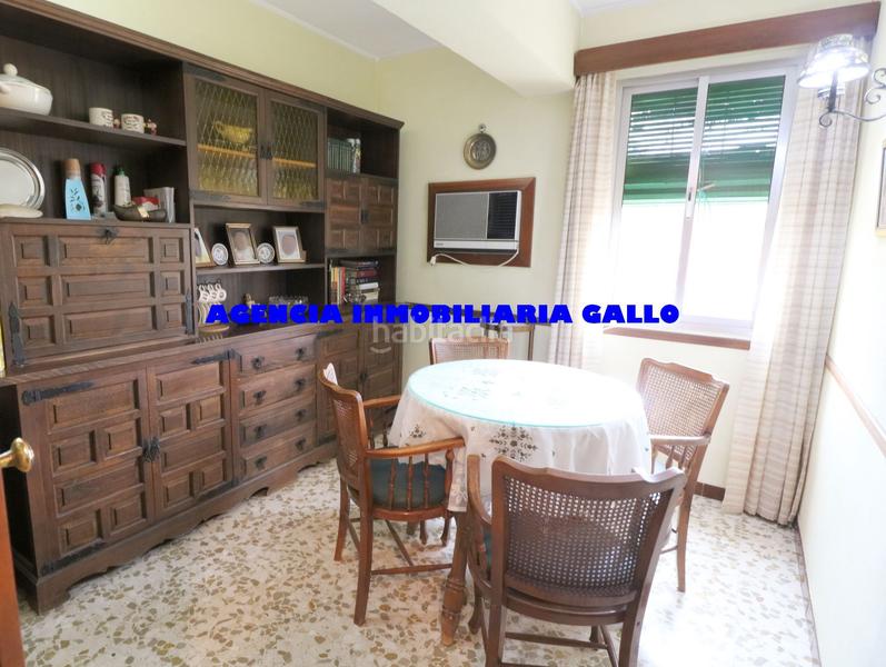 Foto 2915eccc-5b4a-445e-a786-101894899464. Piso  en venta juan xxiii rochelambert en Juan XXIII - Rochelambert Sevilla