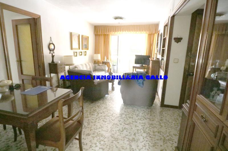 Foto b578f095-2786-448c-8b0b-8a8087e45d07. Piso  en venta juan xxiii rochelambert en Juan XXIII - Rochelambert Sevilla