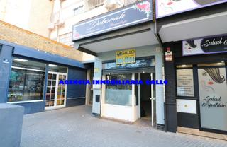 Local commercial à Juan XXIII - Rochelambert