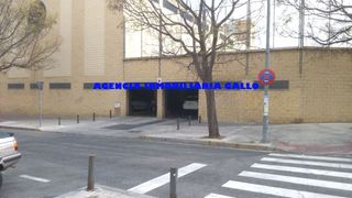 Car parking in Juan XXIII - Rochelambert. Plaza de aparcamiento en venta en rochelambert