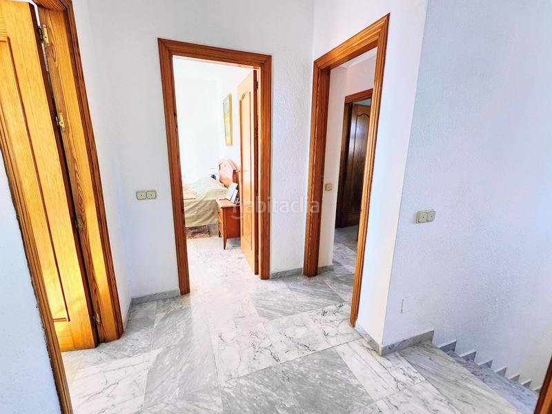 Foto 0fd60142-fcbb-4336-8e17-fbc5d0195c60. Chalet en avenida imperio argentina villa independiente en zona plaza Solymar a 500 m de la playa !!! en Benalmádena