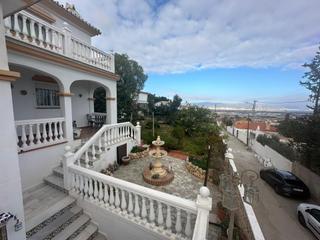 Xalet  Calle pedro martir de angleira. Increible chalet en la mejor zona de malaga!! con 5 dormitorios