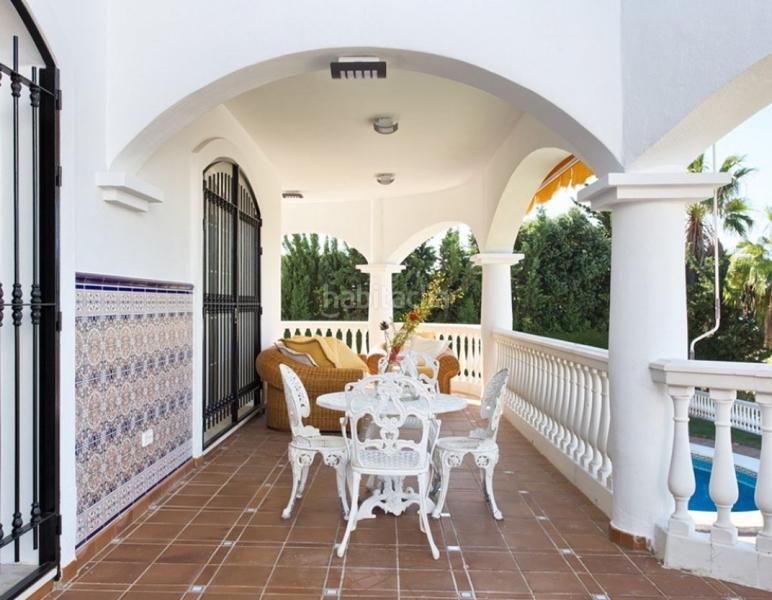 Foto 06e3cecd-3344-4a37-993b-2b3465a36a92. Chalet villa de lujo en torrequebrada, benalmadena costa en venta. 4 dormitorios, 3 baños. en Benalmádena
