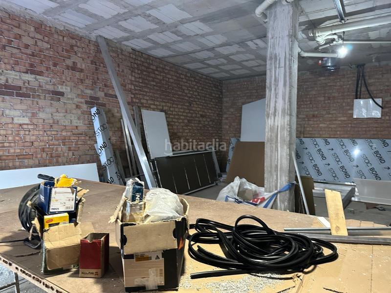 Foto 339c26eb-8019-419c-8f7e-e5438a11564c. Alquiler local comercial alquiler gran local , edificio españa en Fuengirola