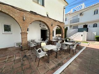 Local commercial à Urbanizacion cortijera la 10. Local comercial bar