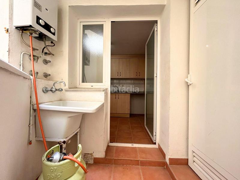 Foto 1b53bdb3-ecdf-43da-bfb2-eda52f66533d. Piso oportunidad única ! piso en una urbanización con piscina, jardines en Marbella