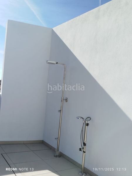 Foto fa082017-da2c-4bef-b929-4e9646c34e6e. Àtic a calle jardines de císter 1 a Bellavista Sevilla