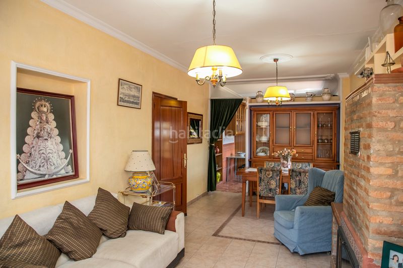 Foto 0e0e9abd-864f-422d-b311-b1c0e02b3758. Chalet in calle real 1 in Castilleja de la Cuesta