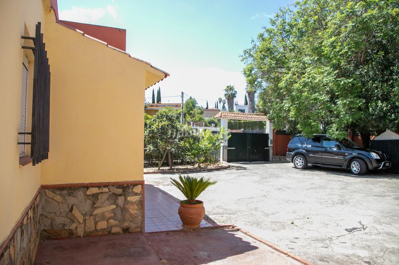 Foto c4fe84d8-3177-4a2e-b30c-d3e326930cd8. Chalet in calle real 1 in Castilleja de la Cuesta