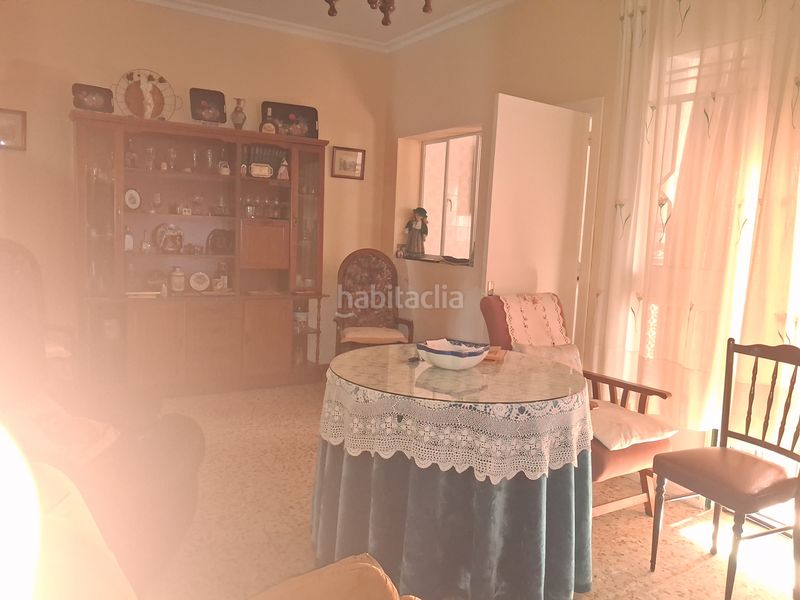 Foto 69aa59c2-1684-484a-8765-5cd753a04998. Casa amb aparcament a Puebla del Río (La)