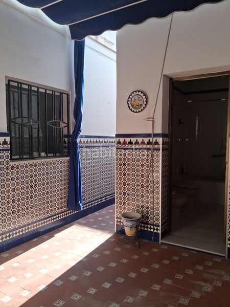 Foto 938c5f47-73a5-4870-8574-20e940d76d4a. Casa amb aparcament a Puebla del Río (La)