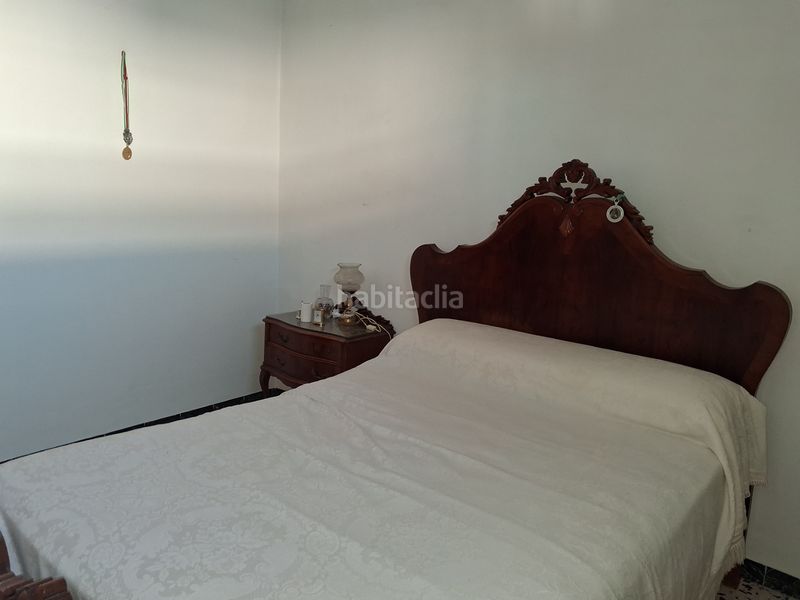 Foto b3597acd-31a2-452f-b25a-00a53708906f. Casa amb aparcament a Puebla del Río (La)