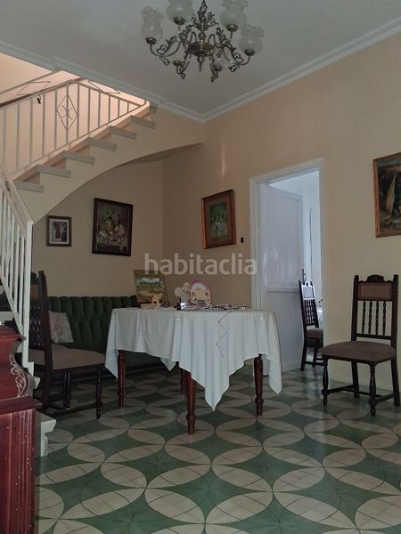 Foto b5893ad1-19b5-4b6a-b9b3-0151cbd6dfd7. Casa amb aparcament a Puebla del Río (La)