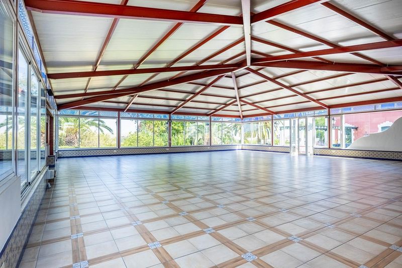 Foto f4028eaf-fef8-4495-9667-1a64de4f80c0. Casale con piscina in Villalba del Alcor