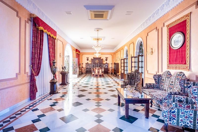 Foto f82db187-0bde-4210-81d5-493460326652. Casale con piscina in Villalba del Alcor