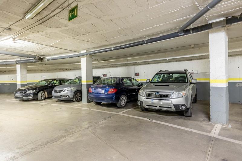 Foto 32216652-9bba-4bfa-a498-9149a07dce96. Ufficio con parcheggio in Pisa Mairena del Aljarafe