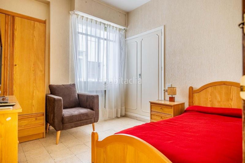 Foto fdcadf09-a62f-4c20-bc8f-c97416625d76. Etagenwohnung mit heizung parking in Los Remedios Sevilla