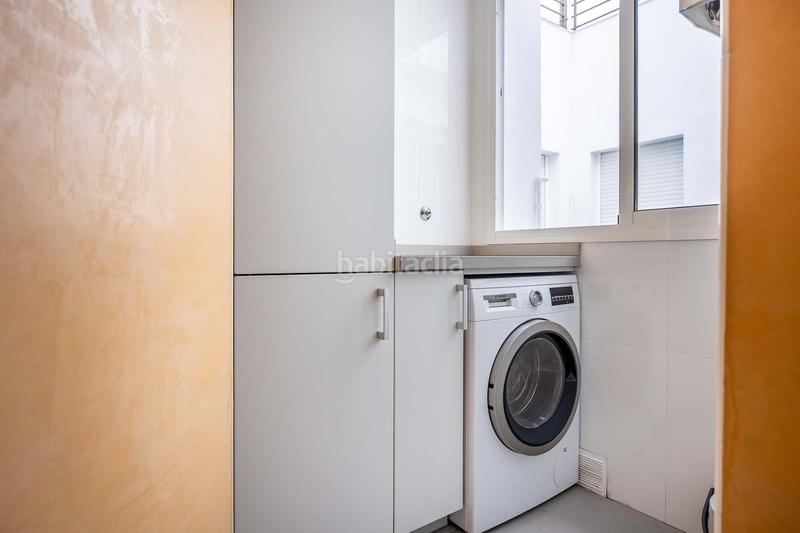 Foto e3f37df9-fc95-46c7-853f-b98325edb297. Flat in Triana Oeste Sevilla