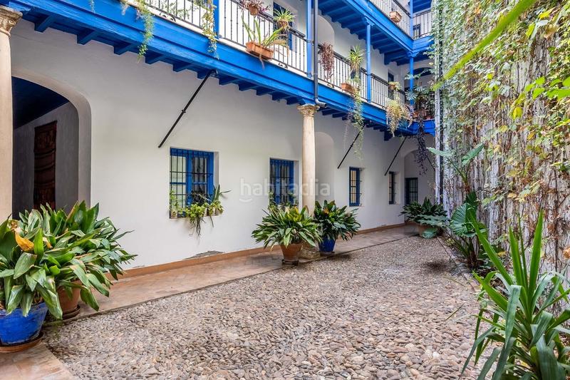 Foto 5c82d2c3-a262-4bf3-8c8f-8d7840ed5bb0. Pis a calle calle del vidrio a San Bartolomé Sevilla