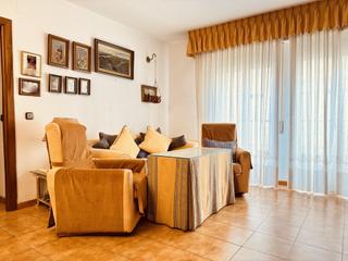 Piso  Calle calle pureza, 44. Magnífico piso en triana.