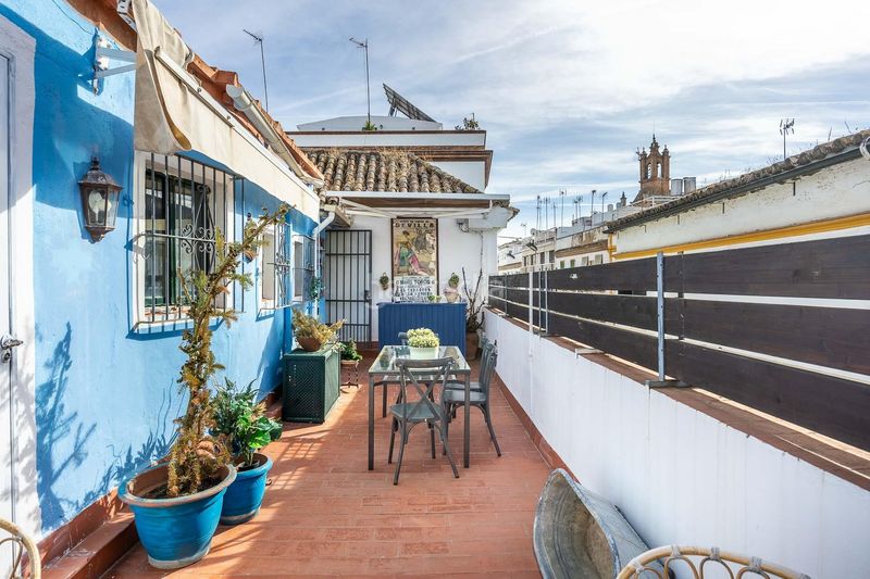 Foto b13c82fb-4b57-472f-a96e-64a21dff4080. Casa a San Lorenzo Sevilla