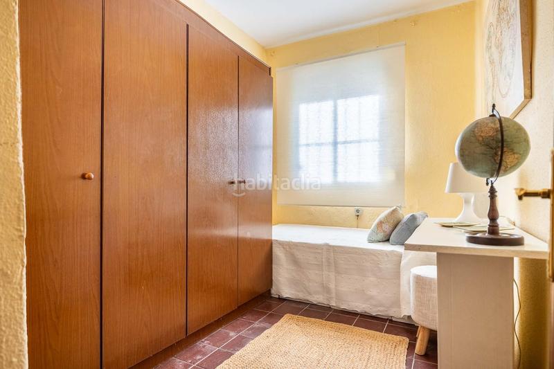 Foto 7b9d34d8-bbec-49a8-baaf-ea5f9a64a41a. Piso atención inversores y familias! en Tiro de Línea Sevilla