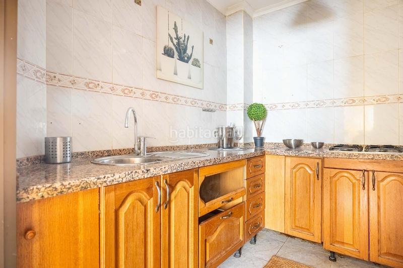 Foto ed4bff29-983a-4c02-84e2-7c61b5ad8ea0. Piso atención inversores y familias! en Tiro de Línea Sevilla