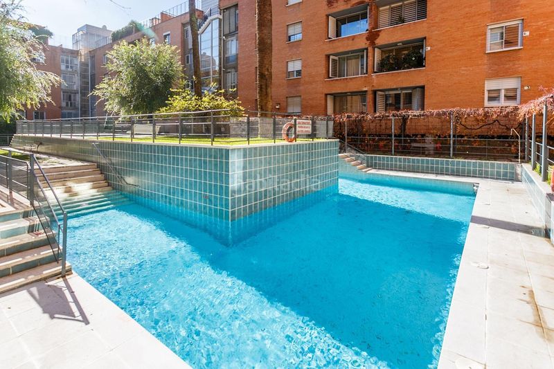 Foto ccb24c45-3b5f-47d3-9a40-6967b036a86c. Pis amb aparcament piscina a El Porvenir Sevilla