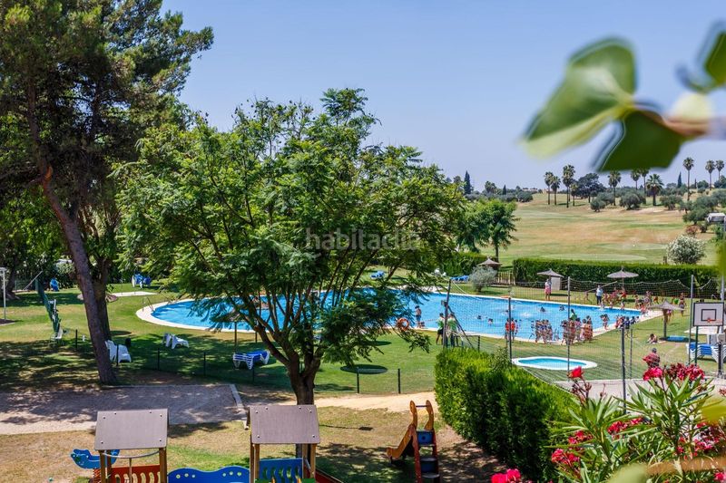 Foto 79087a51-f436-4bfe-b2c5-46b640d33e2f. Chalet with parking pool in El Zaudín - Club de Golf Bormujos