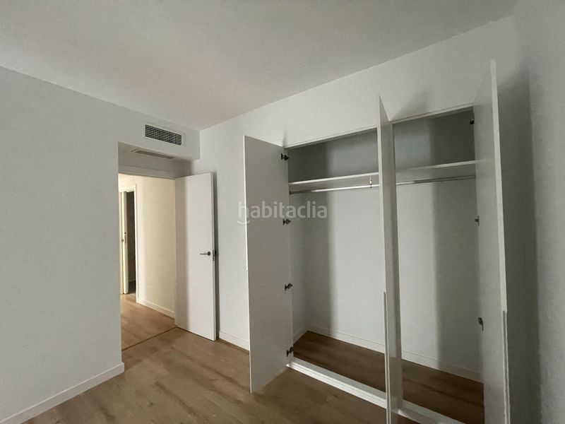 Foto febee603-7ee7-4a73-b48e-e34ff4b7d8ac. Àtic amb calefacció aparcament piscina a Bellavista Sevilla