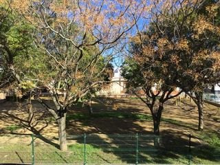 Affitto Casa a schiera in Benacazón. Alquiler de casa adosada con garaje, 3 dormitorios y patio en be