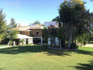 Masia a Oromana. Venta de finca de 4.665,81 m2 de terreno con vivienda  de 390 m2