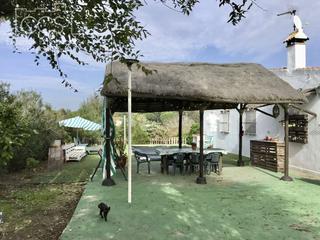 Masia a Almonte. Venta de finca en propiedad de 3.236 m2 de terreno, casa de aper
