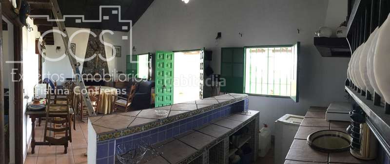 Foto d8f80894-96a4-4a82-ae19-9fb2aa697850. Masia a Almonte Almonte