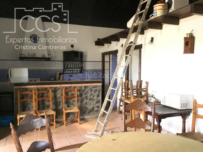 Foto f74f368f-5a8e-449e-835d-e8d0e91360a2. Masia a Almonte Almonte