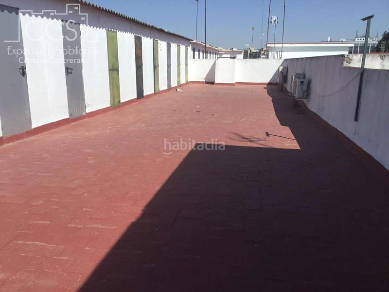 Foto b81f7088-7ac3-4a0a-aa15-8bd3987108f7. Piccolo appartamento con parcheggio in Barrio del Nervión Sevilla