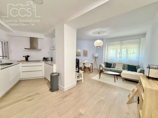 Flat in Genaro parladé 1. Venta de piso de 83 m2 construidos , 3 dormitorios y zonas comun