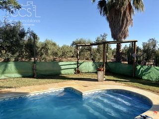 Masia a Pilas. Venta de finca de 15.324 m2 de terreno con casa de 111 m2 constr