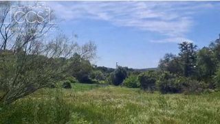 Masia a Castillo de las Guardas (El). Venta de finca  de 22.902 m2 de superficie con 2 casas, luz y po