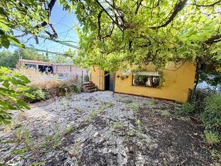 Xalet a Mairena del Alcor. Venta de chalet independiente de una sola planta en prestigiosa