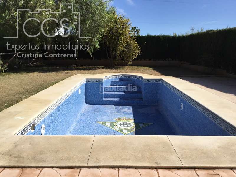 Foto 885e8ae8-81b4-4e89-8c29-23b0f1810711. Masia amb aparcament piscina a Aznalcázar